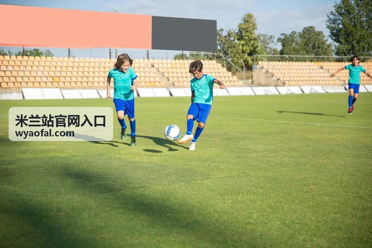 米兰站官网入口鉴定服务核验手袋五金电镀层